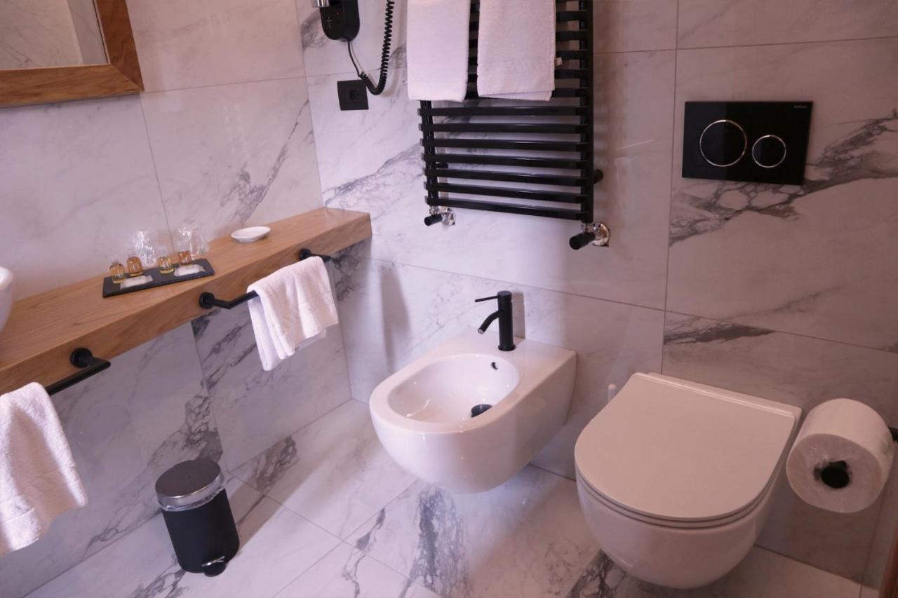 Manhattan Room & Suite Bari Exteriér fotografie