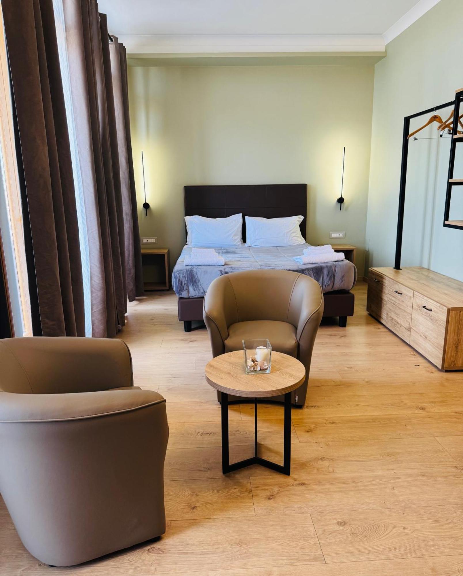 Manhattan Room & Suite Bari Exteriér fotografie